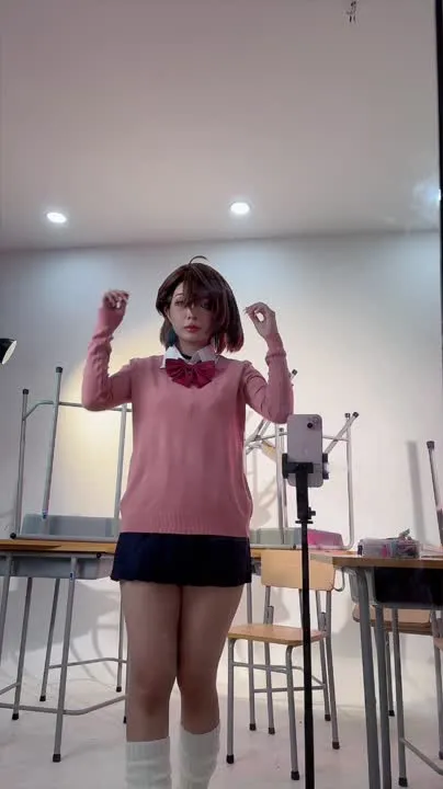 Umeko J cosplay album Umeko J: Momo Ayase - Seductive Classroom Gravure - Video 97